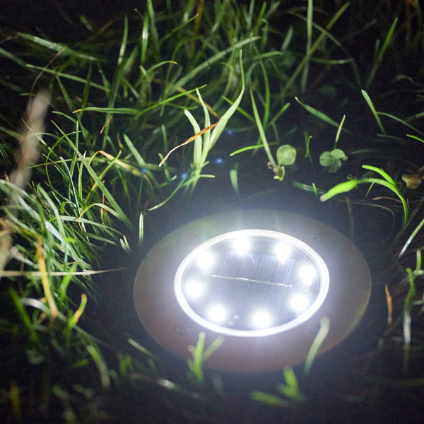 Saulės energija įkraunami įsmeigiami į žemę sodo šviestuvai su sutemų jutikliu, 8 LED, 12 vnt., šaltai balti N16