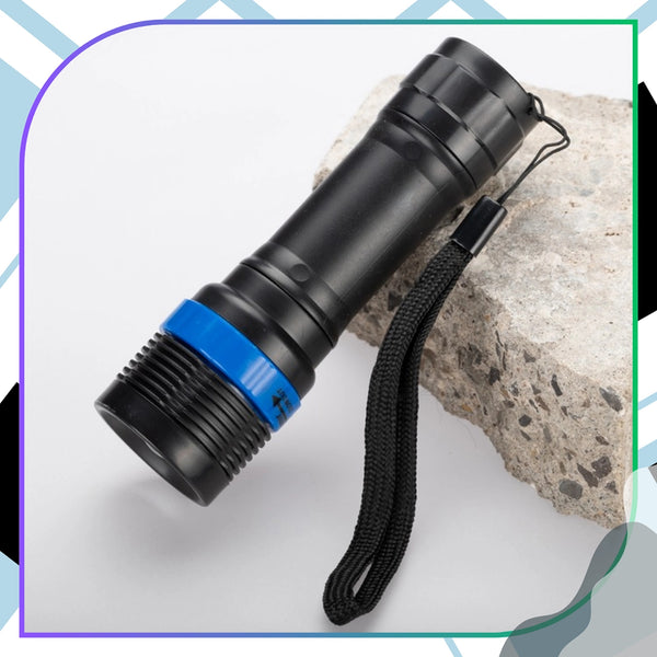 LED taktiniai žibintuvėliai x4 + antgalių adapteriai x3 Z6