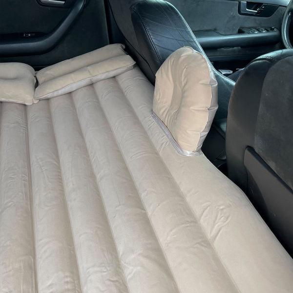 Pripučiamas automobilinis čiužinys su pompa, 130 × 80 cm, smėlio spalvos M44