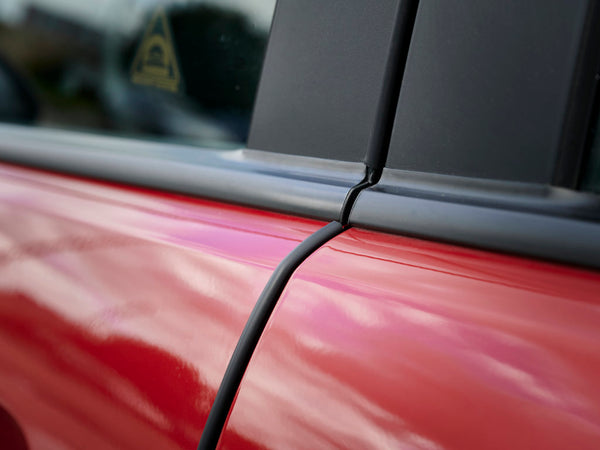 Automobilio durų krašto apsauginė sandarinimo juosta, 5 m, juoda M47
